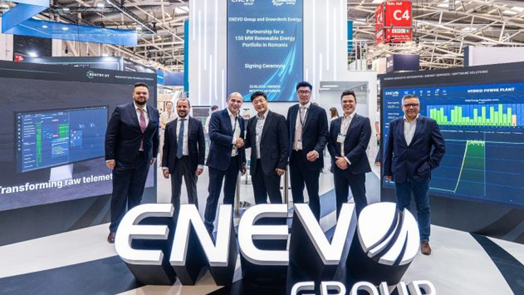 Românii de la ENEVO construiesc un nou portofoliu de 150 MW de solar, eolian și baterii în România, urmează Italia și UK. Acord semnat cu GreenArch Energy