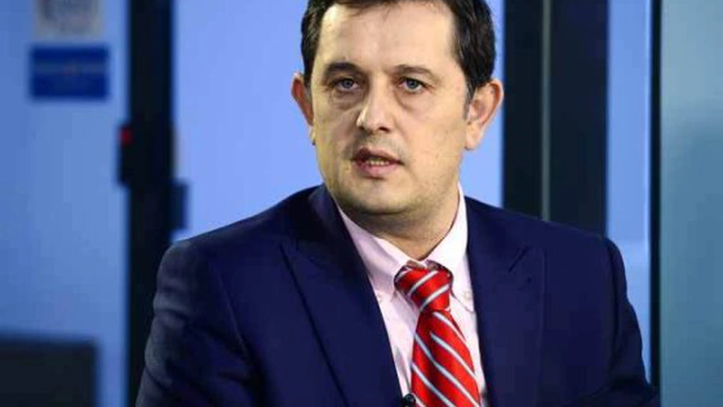 Gheorghe Piperea: Un milion de consumatori ar trebui să dea în judecată băncile pentru a recupera prejudiciile cauzate din plata ratelor la un ROBOR crescut artificial cu 2-3%