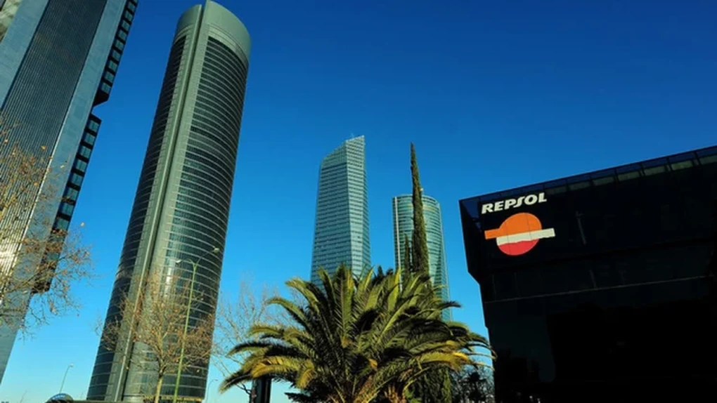 Gigantul spaniol Repsol semnează un acord de explorare petrolieră în Venezuela