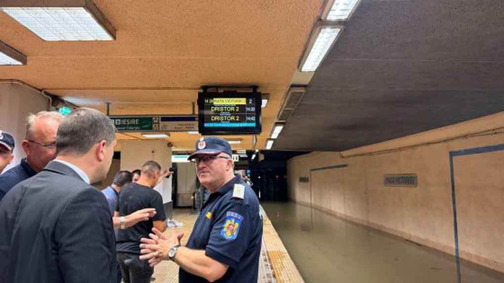 Miruță anunță că apa din stația de metrou Piața Victoriei 2 va fi evacuată în câteva ore. Mai sunt de scos circa 7 milioane de litri