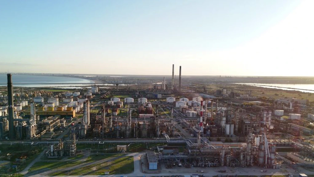 Rompetrol anunță că a redus semnificativ costurile de operare, ca urmare a introducerii sistemului de digitalizarea a proceselor din Petromidia