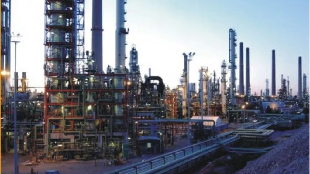 Nouă lovitură pentru Moscova. O țară de lângă ea refuză să mai cumpere și să rafineze petrol rusesc