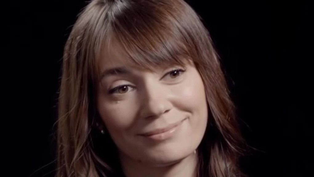 UE impune sancțiuni împotriva jurnalistei Xenia Fedorova, fosta șefă a postului de știri RT în Franța, pentru propagandă în favoarea Moscoveri