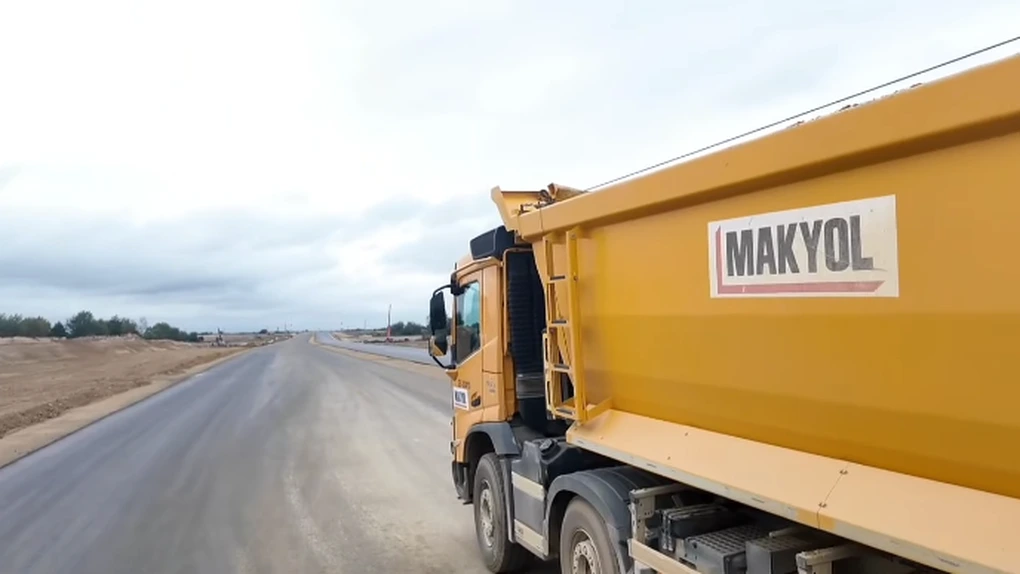 VIDEO Autostrada A13 Sibiu - Făgăraș: Ce progrese au mai făcut turcii de la Makyol pe tronsoanele 3 și 4