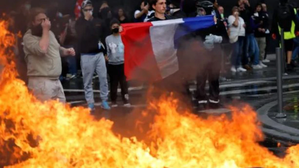 Proteste împotriva 