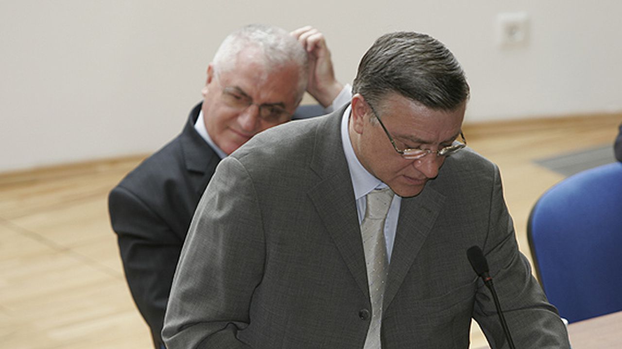 mircea_sandu_dragomir_73483300