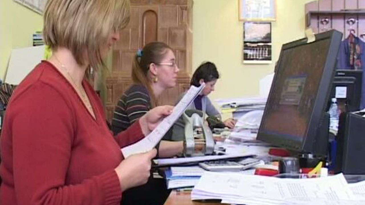 functionari_craiova_11875300