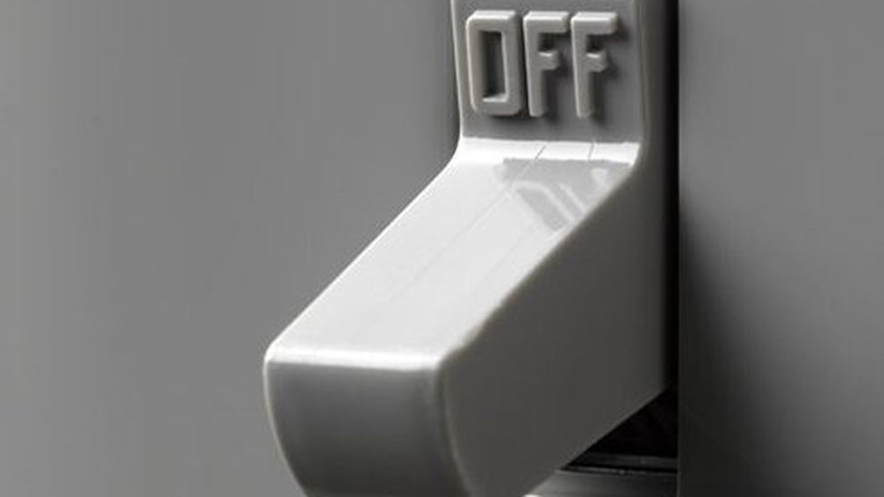 intrerupator_lumina_curent_electric__72040300