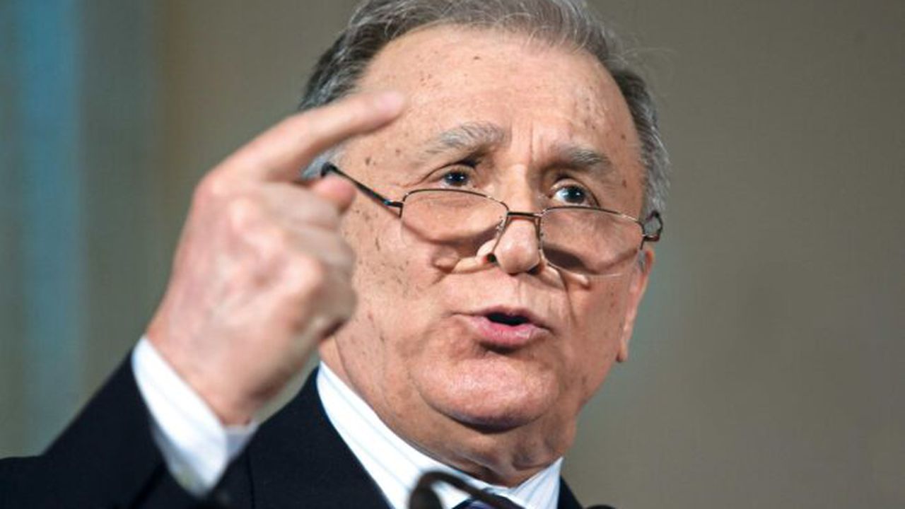ion_iliescu_17441100