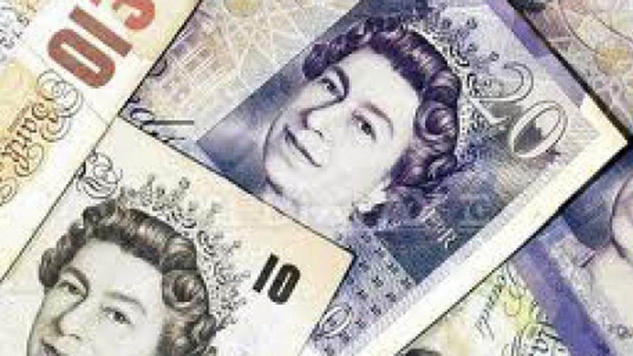 lire_sterline_18457600_69853300