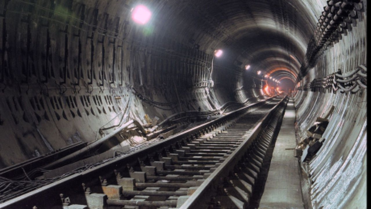 metrou_tunel_metrorex_53472300