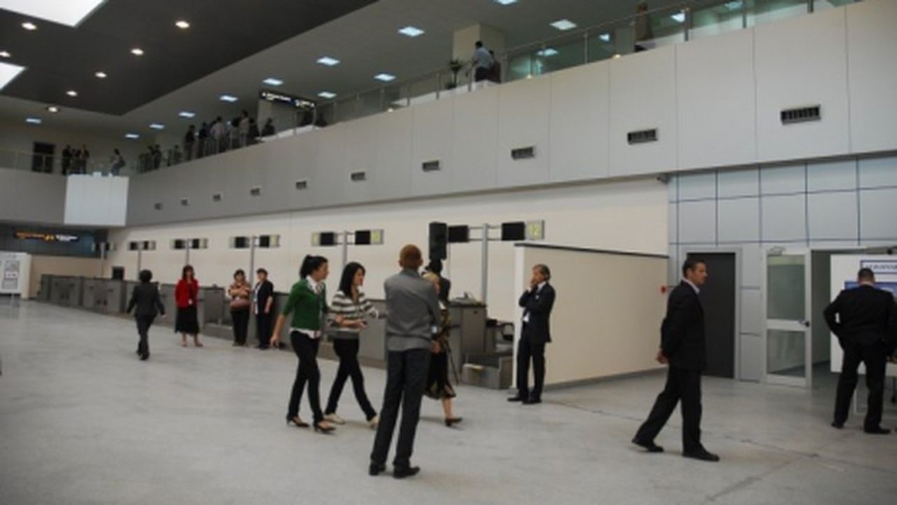 aeroport_cluj_71392500_52502100