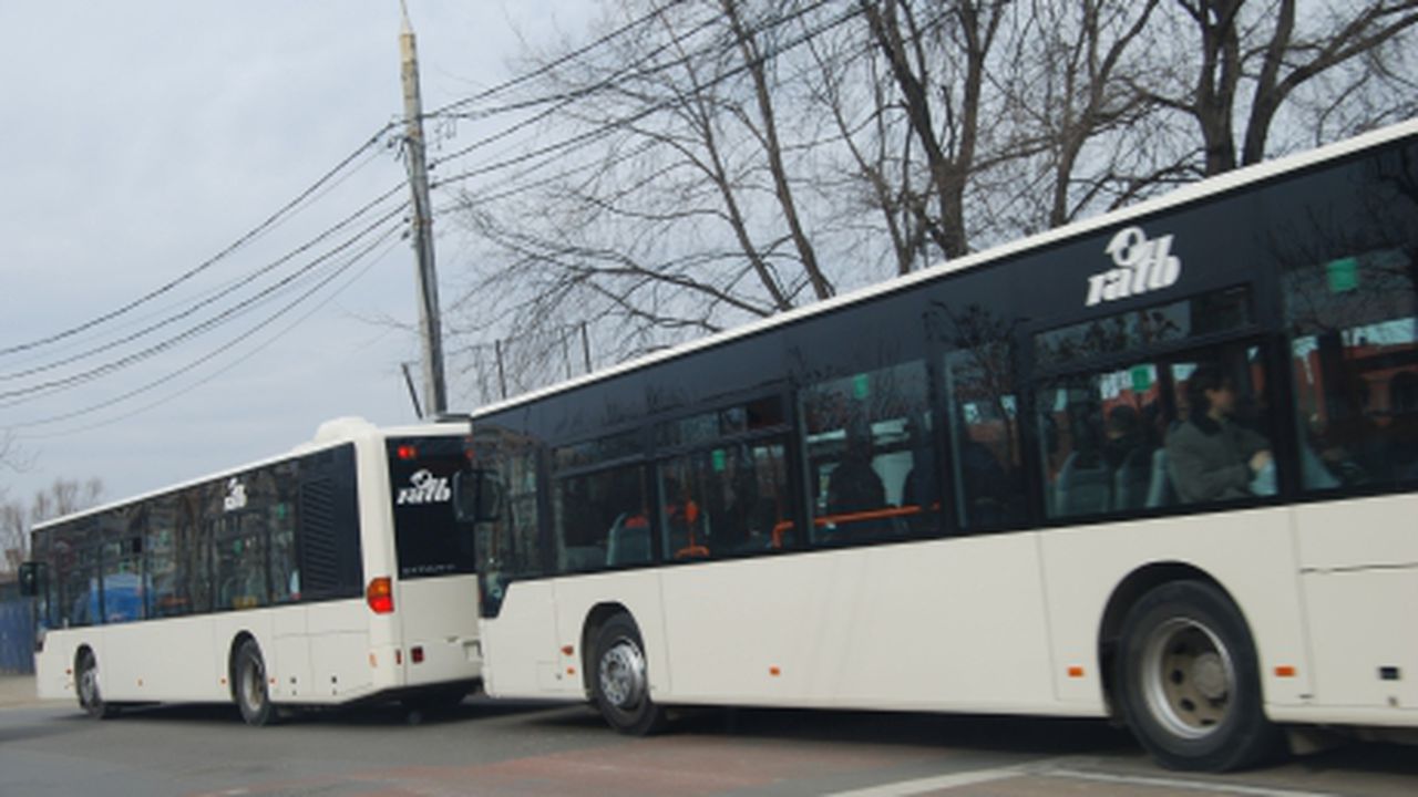 ratb_56768789_14423400