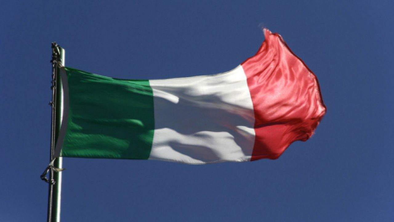 1973italian_flag_57025200_79022600