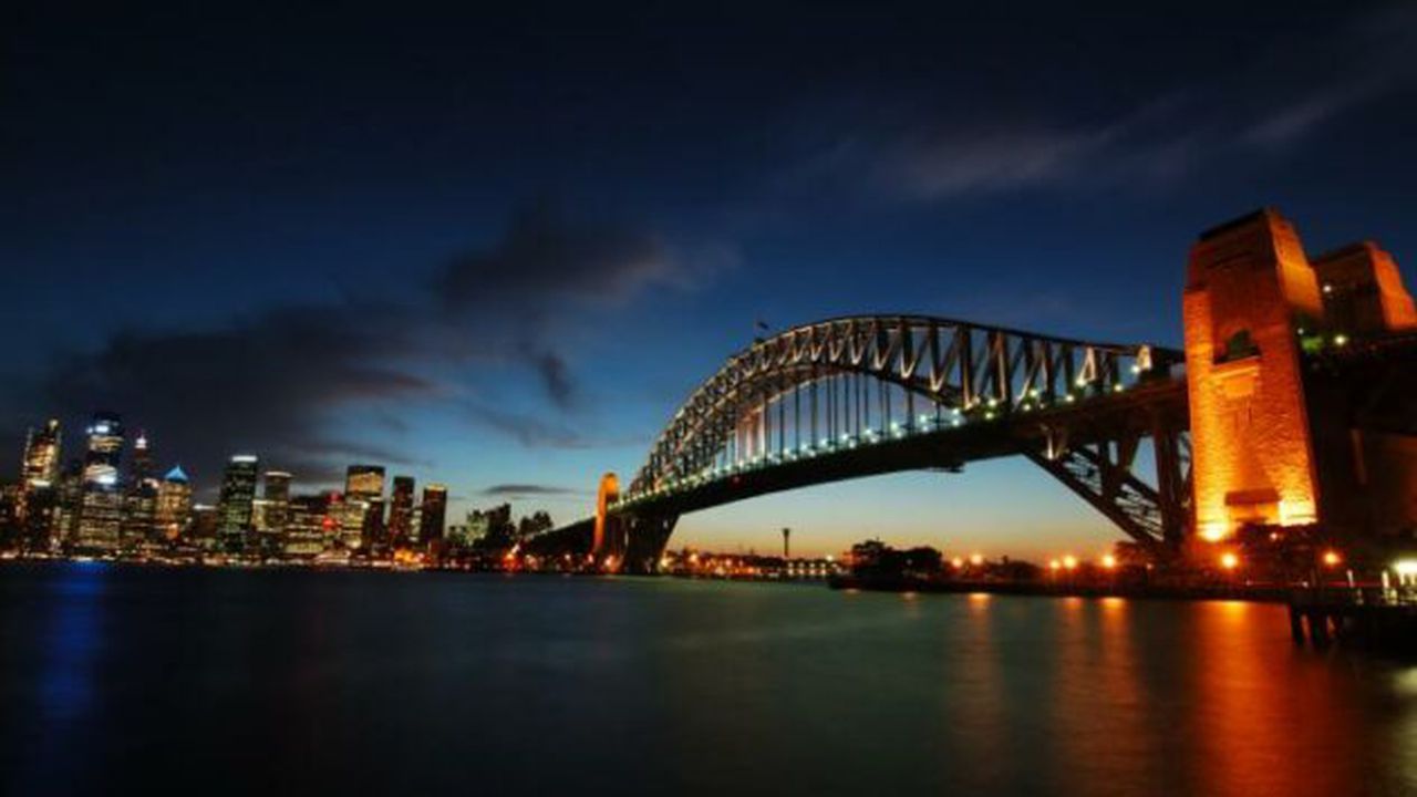 sydney_harbour_bridge_1718_27328900