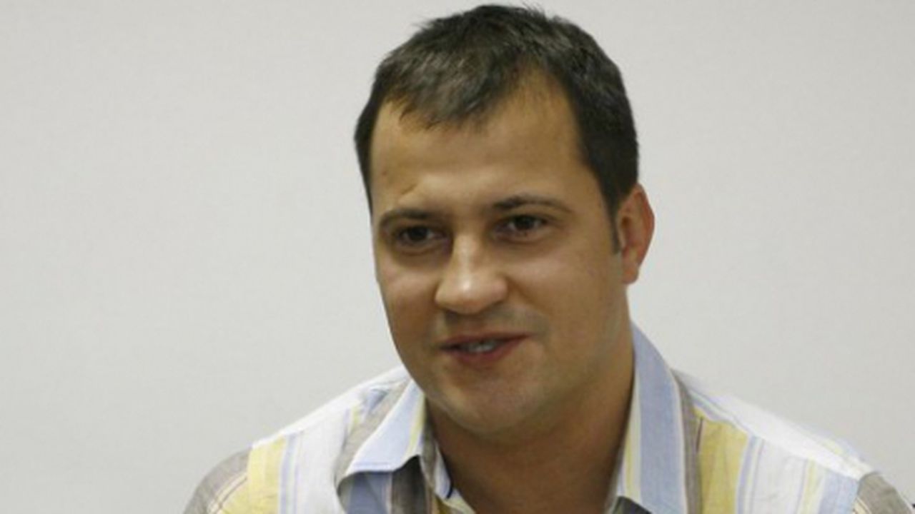 203931_serban_huidu_66787800_59211400