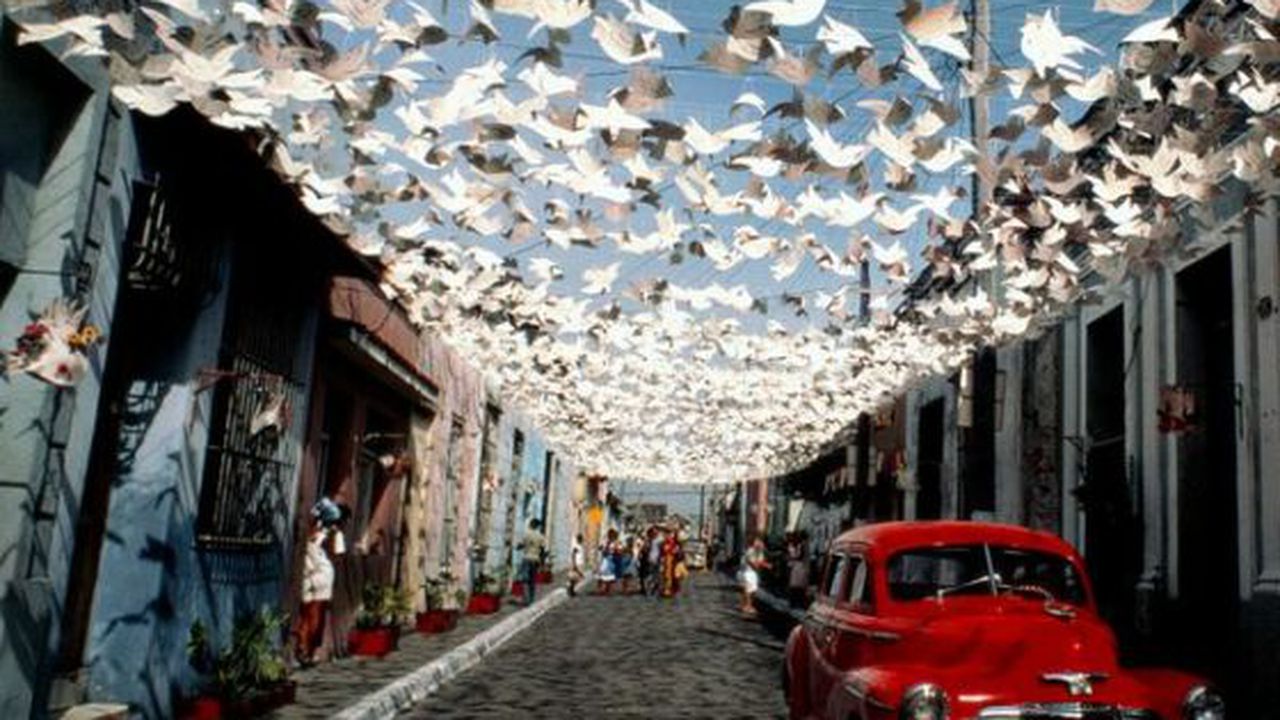 cuba-islands-street_22394_600x450_30053600