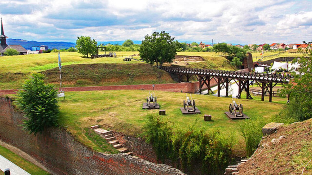 cetatea_alba_iulia_40629300
