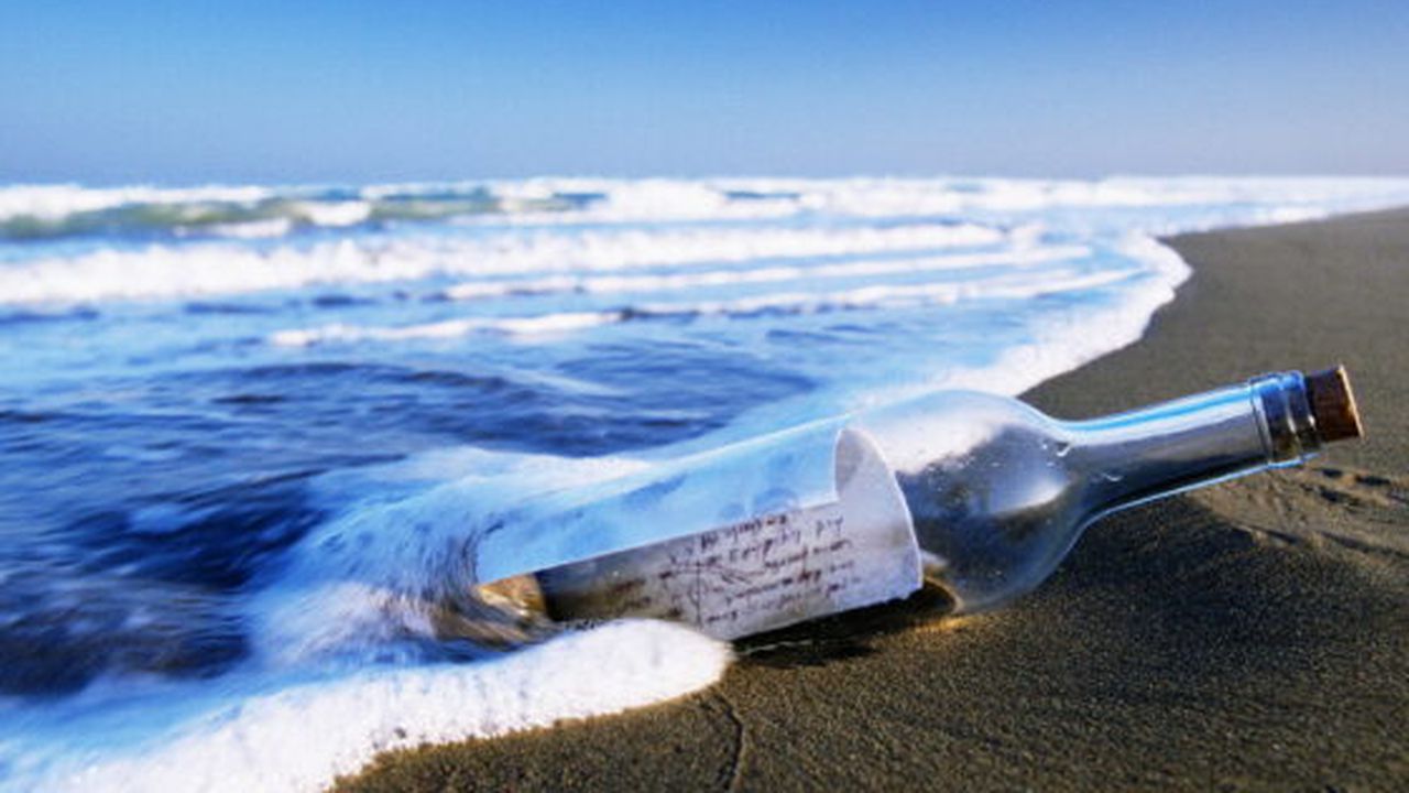 archive_miscellaneous_message_in_a_bottle_022915__65882200