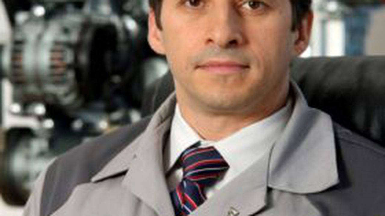 cornel_olendraru_02_21680700