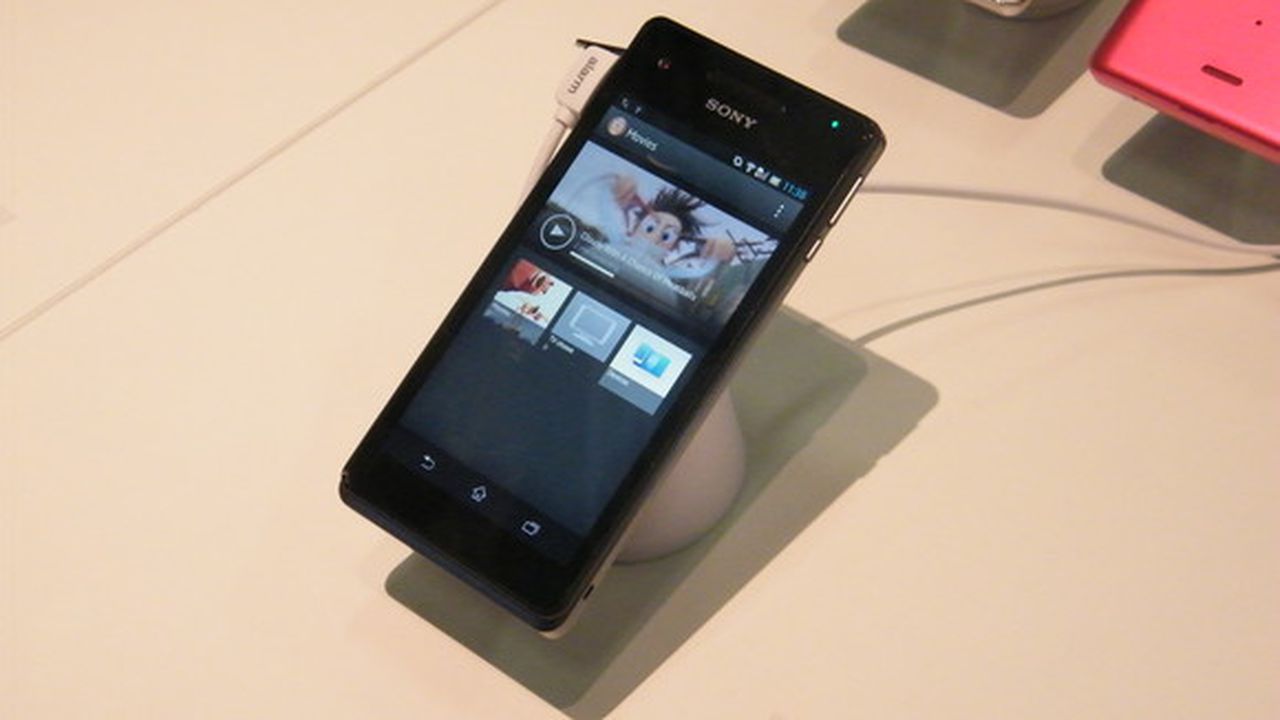 xperia_v_51036100
