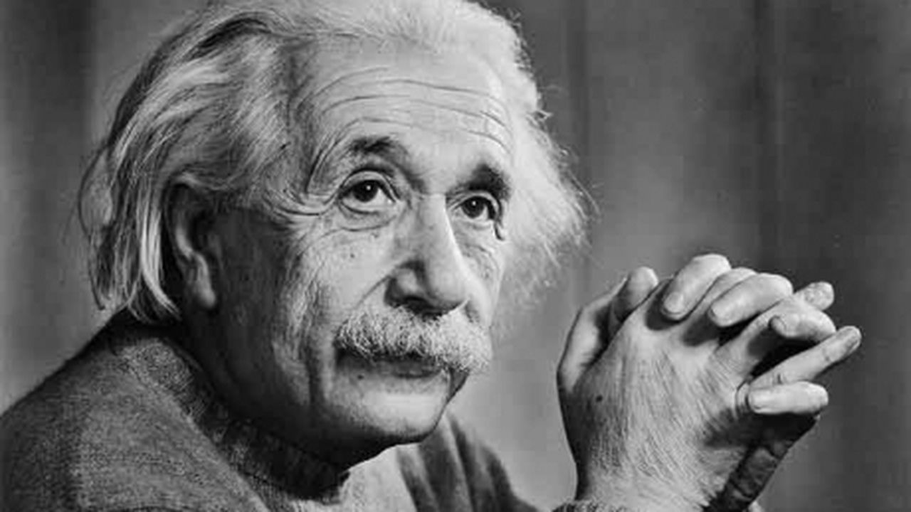 albert_einstein_18988200_20315000