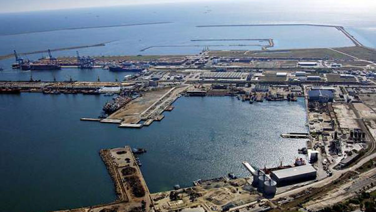 constanta_protest_al_angajatilor_administratiei_porturilor_maritime_88560000