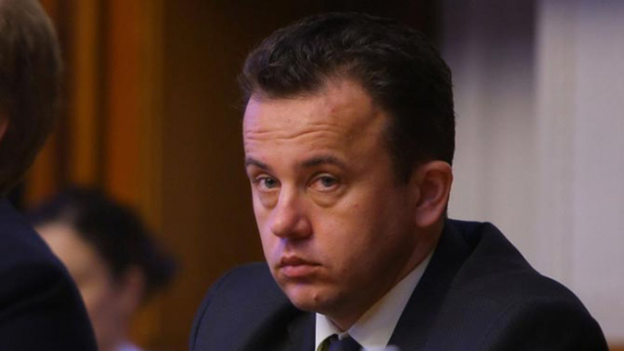 liviu_pop_04570800_64209000