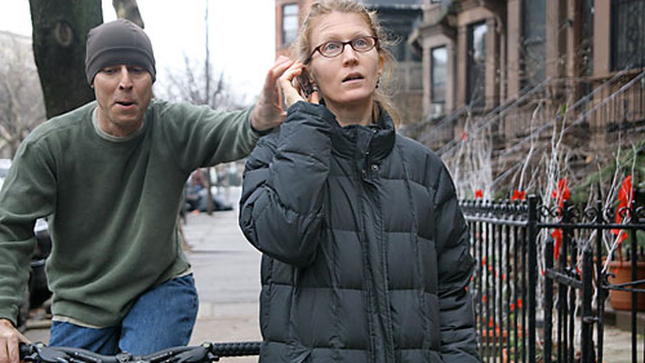 32_50_stoleniphone04_z_22454500