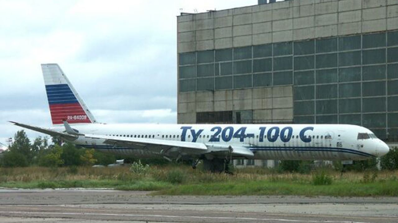 tupolev_204_98861800