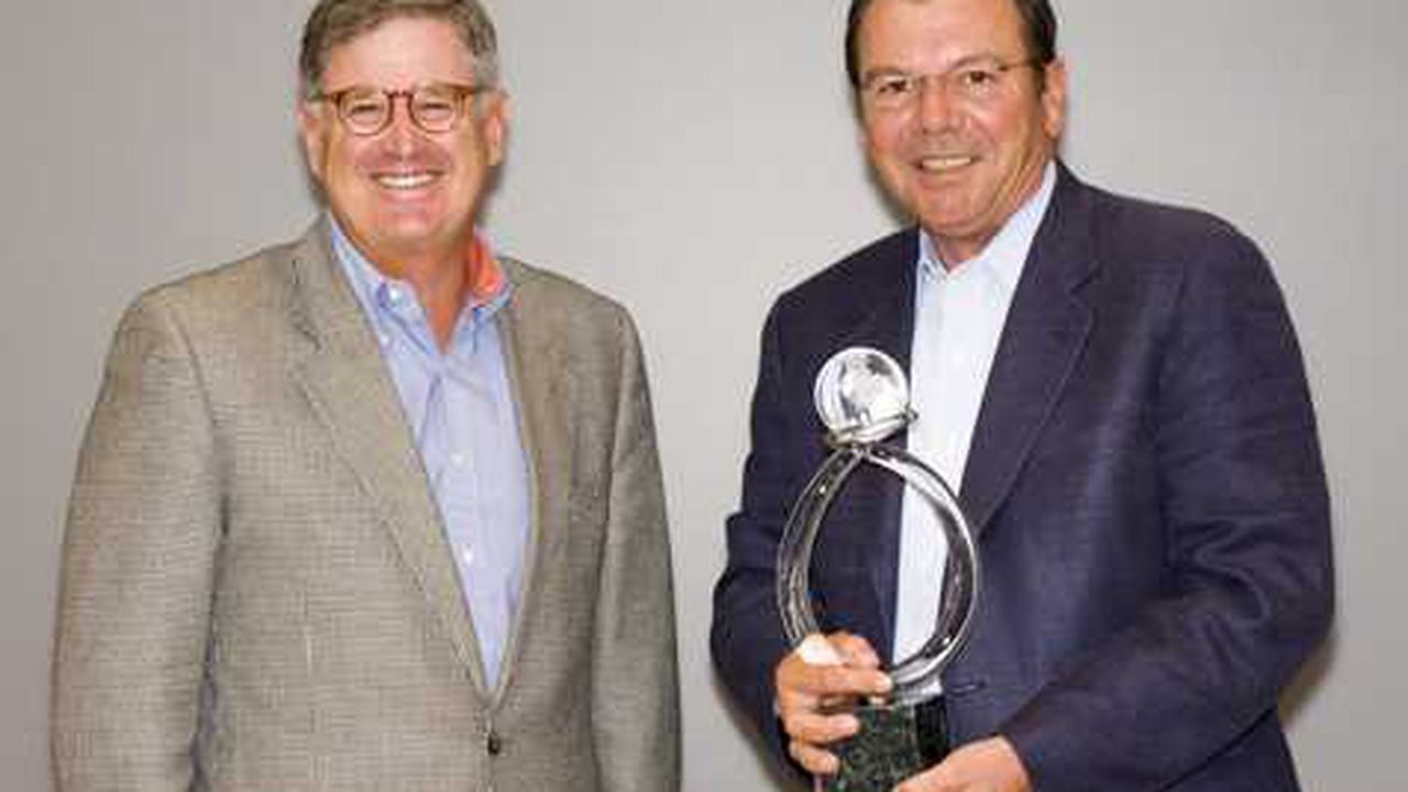 mike_daniels_15332400