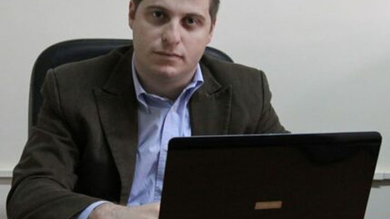 arthur_radulescu_80412800