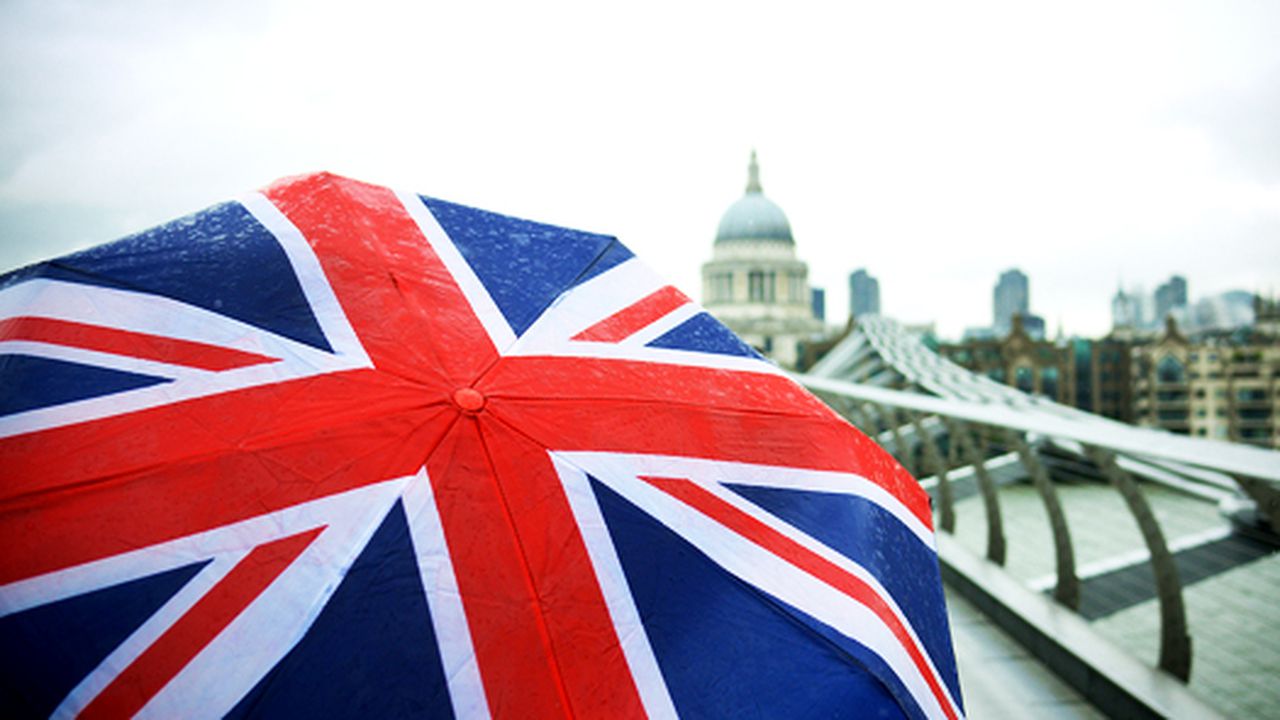 flag_umbrella_525_62024900