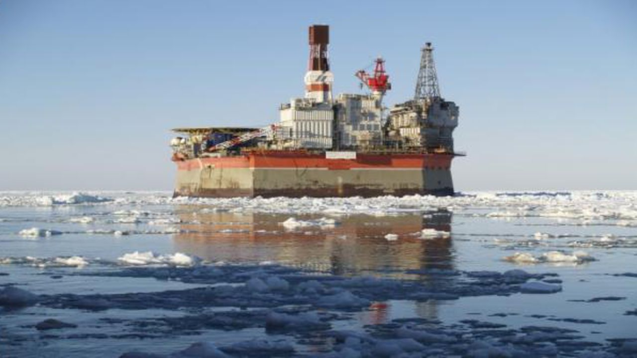 arctic_oil_rig_30863700