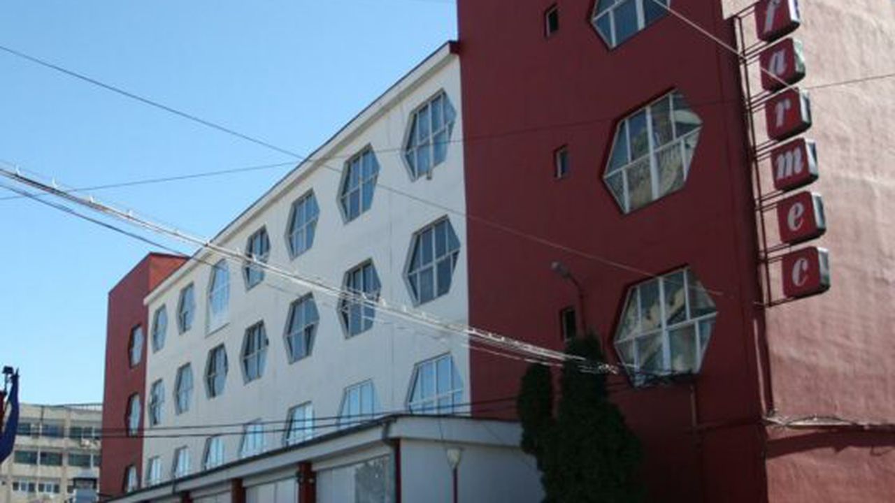 00055558_large_13534700