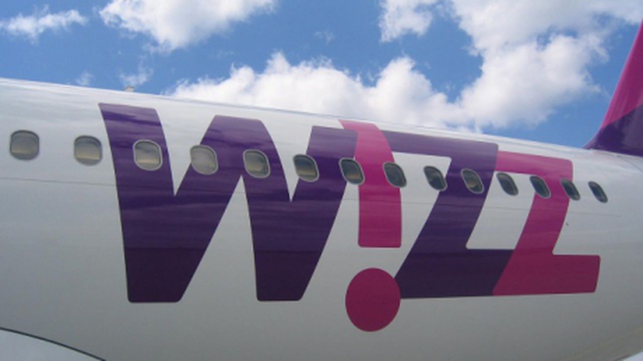 aircraft_56633200_57488600