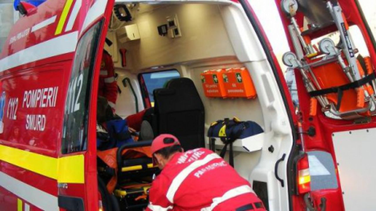 ambulanta_03615000_25629400