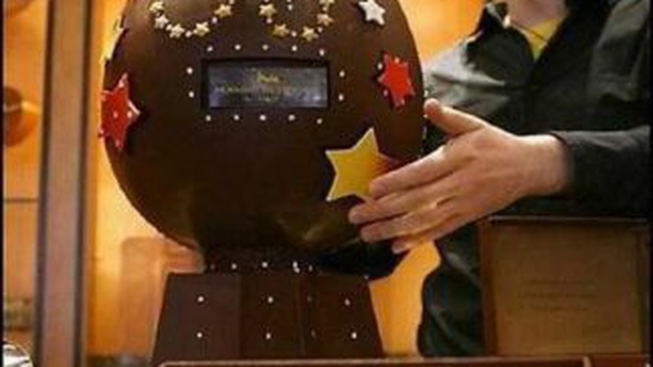 chocolateegg004_94841000