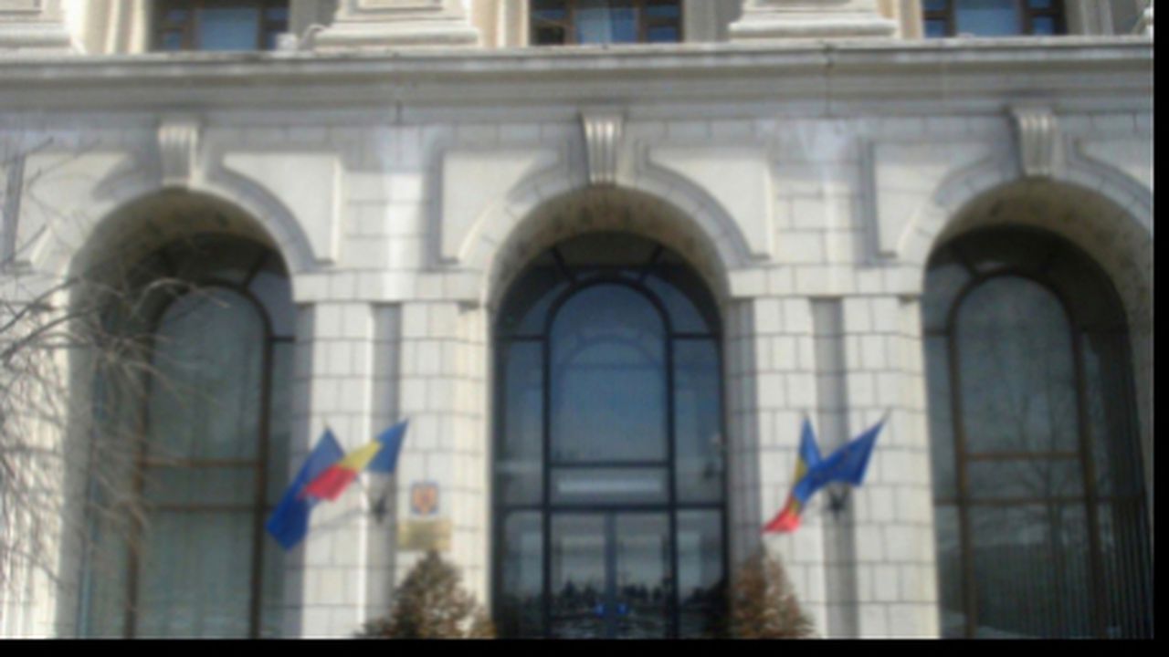 finante_46043100_19524200_25687100