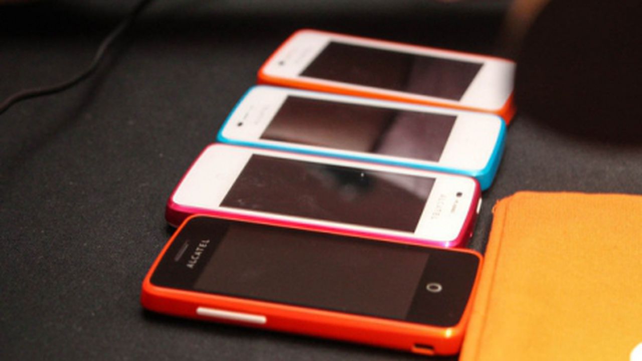 firefox_os_phone_alcatel_zte_4_44642200_47415500