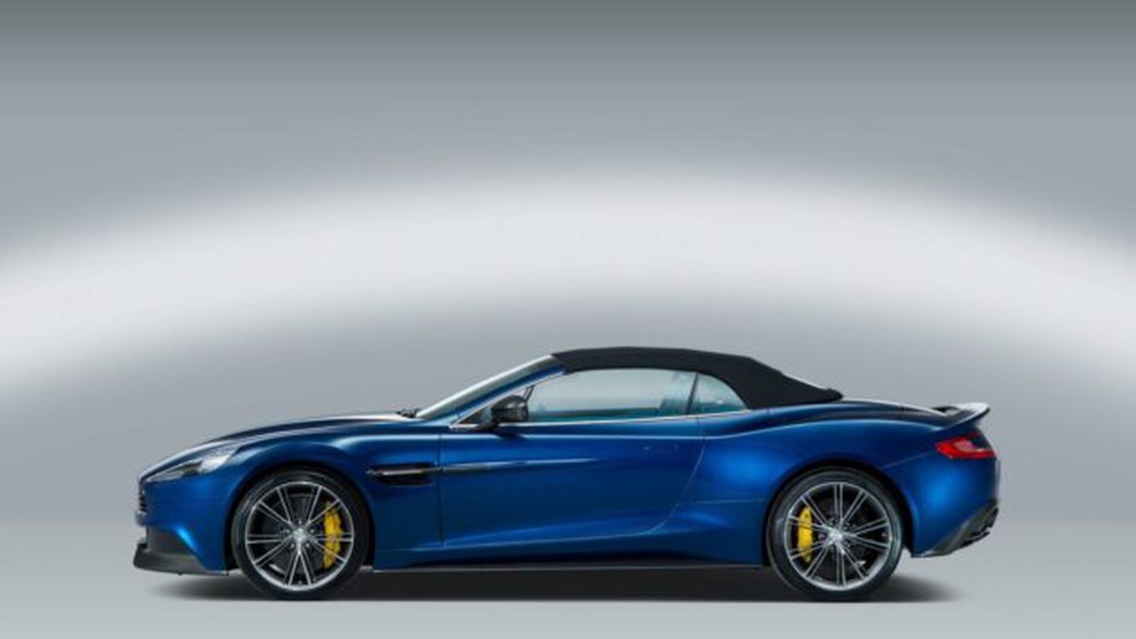 new_aston_martin_vanquish_volante_22_74063400