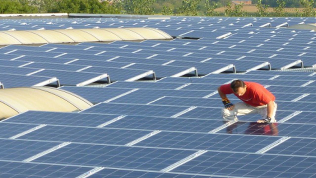 panouri_fotovoltaice_967x400_56512000_28136500