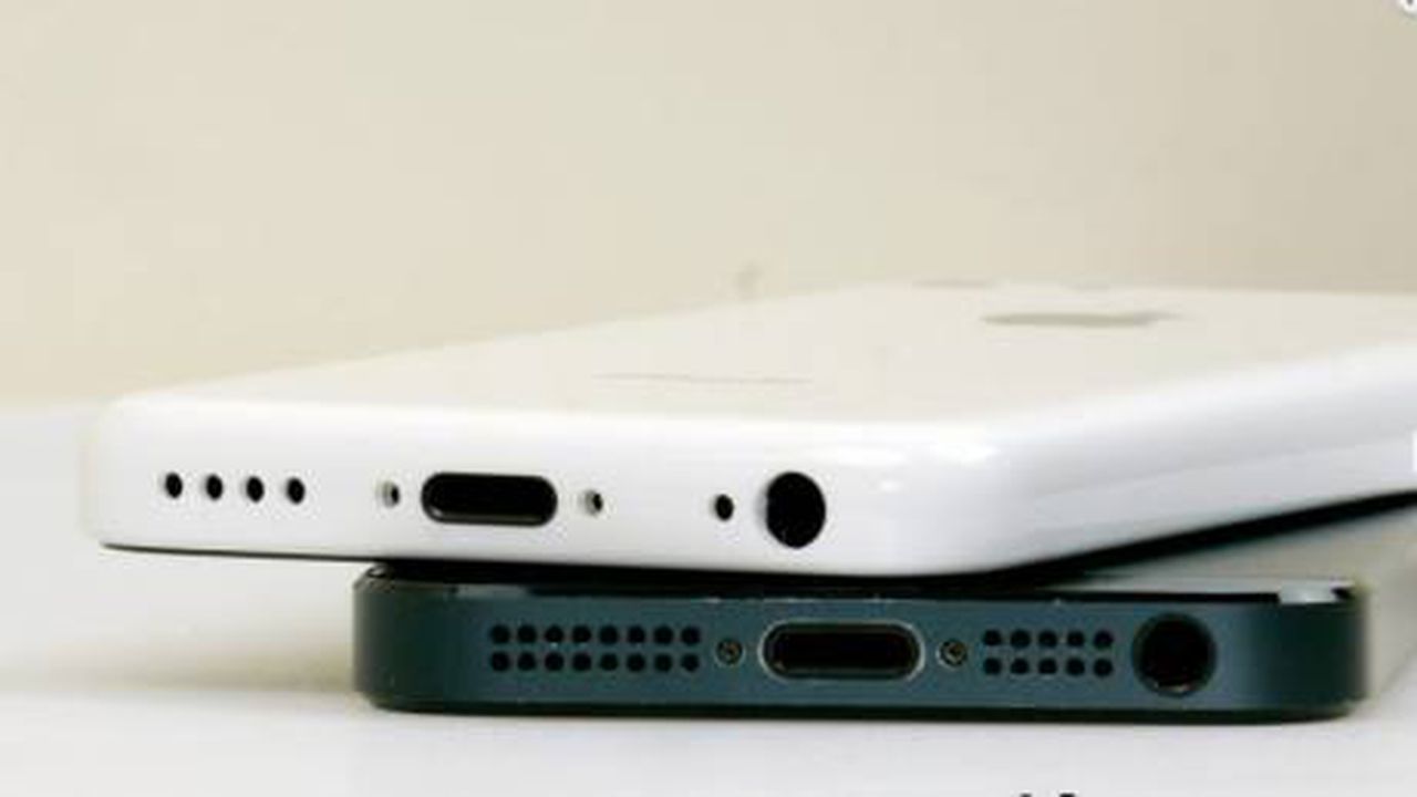 iphone_54323687890676_01354900