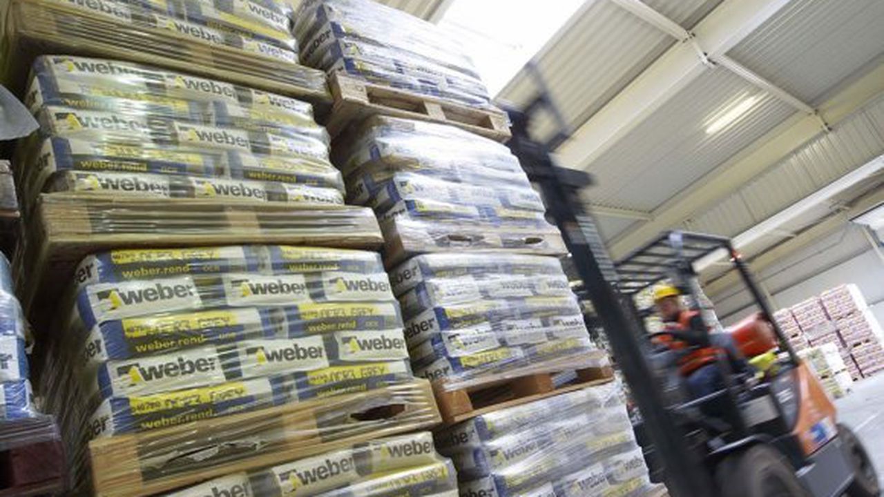 saint_gobain_weber_celebrates_40_years_of_render_production_at_ballyclare__ni_54351900