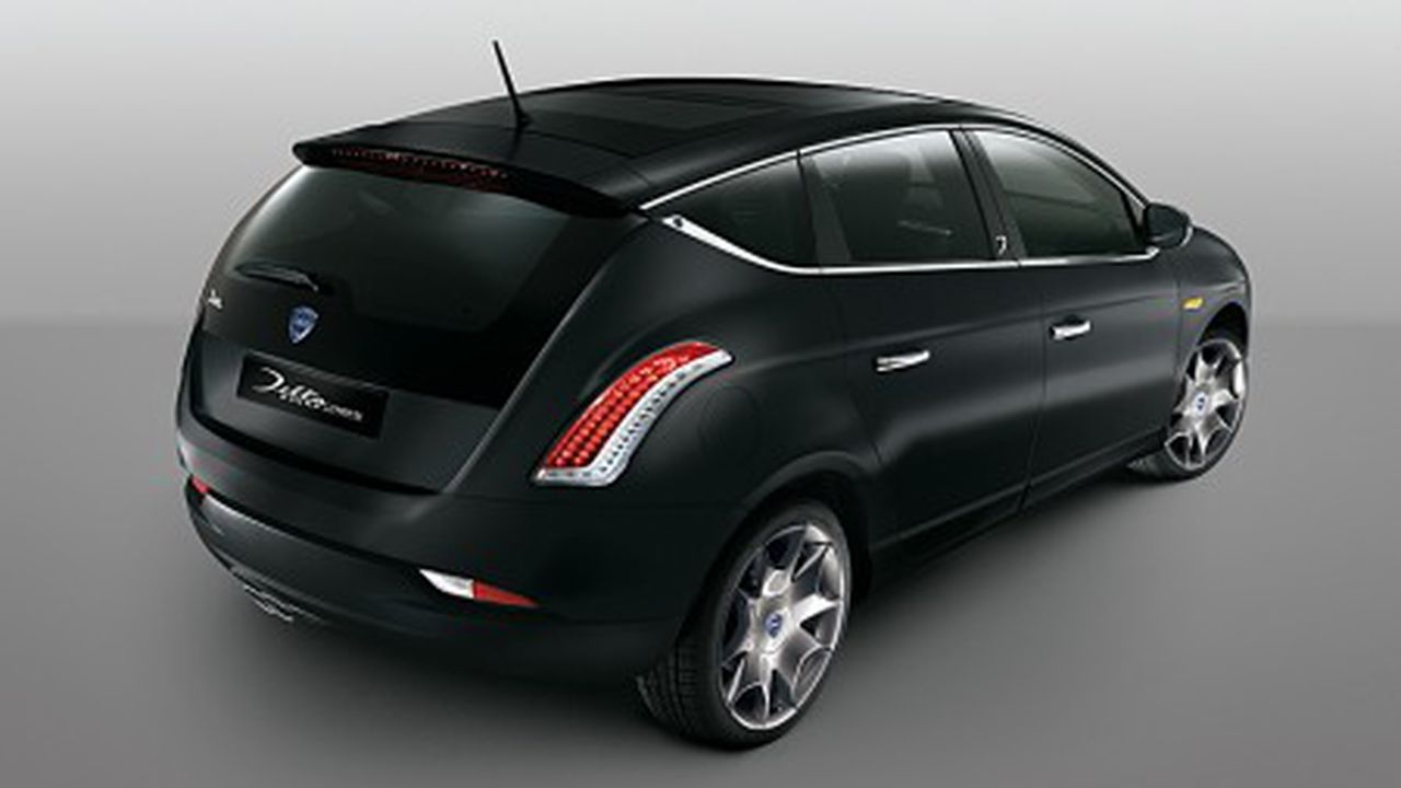 lancia_delta_hardblack_74023600