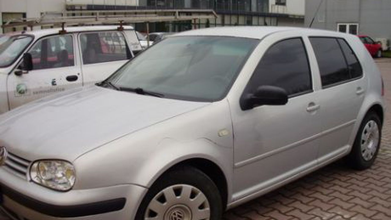 volkswagen_golf_4_00747800