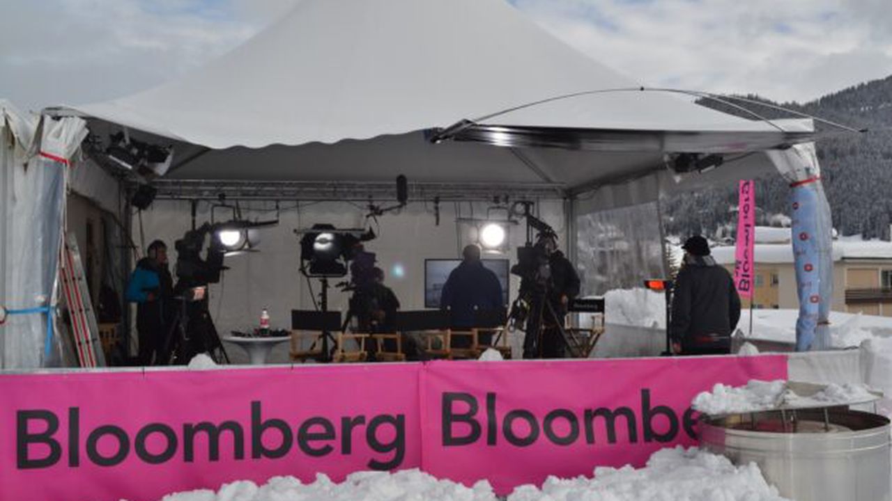 bloomberg_davos_06184300