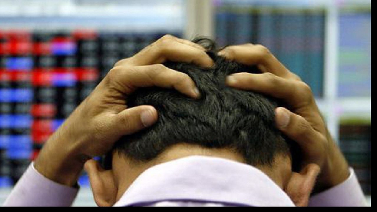 bursa_cu_mainele_in_cap_46430700_31244000