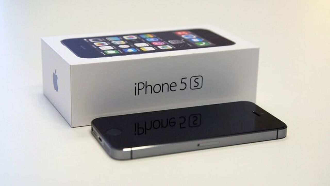 iphone-5s-box-phone_99805700