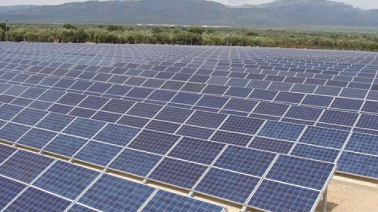 fotovoltaic_59047500_88170700